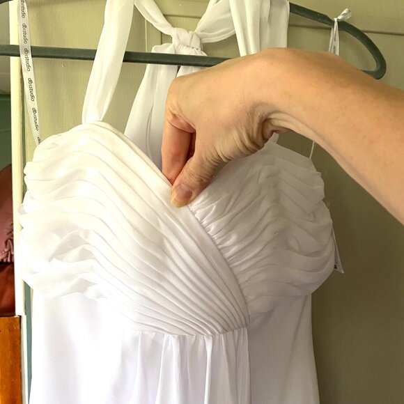 NWT Davids Bridal Halter Chiffon Wedding Dress Size 6 Empire Waist Sweetheart - Picture 15 of 16